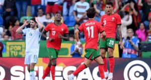 詹姆斯谈,年代高分神,争议对比引,必赢电子官方入口,必赢电子入口,必赢电子共享联赛,必赢电子官方网站,必赢电子官方网站